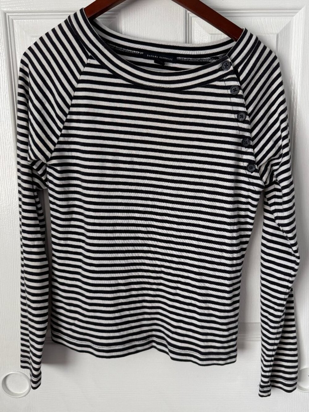 Banana Republic 3/4 Sleeve Black White Stripe Medium Crew Neck Top Nautical Prep